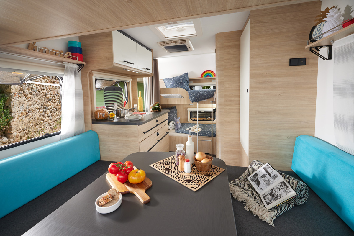 STERCKEMAN_EASY_380CE_Kid's-OK caravane Easy 380CE Salon