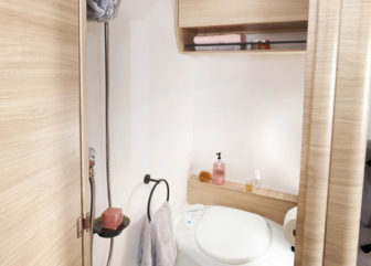 salle de bain caravane starlett graphite 470CP